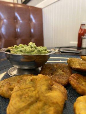 tostones with guacamole