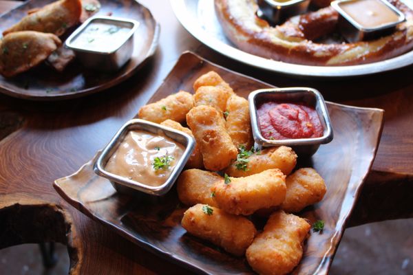 Smoked Gouda Mac & Cheese Bites?? Oh, yeah.