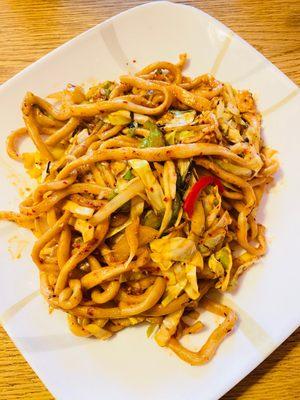 Stir fried noodles with veggies