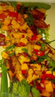 Grilled fishwith mango salsa