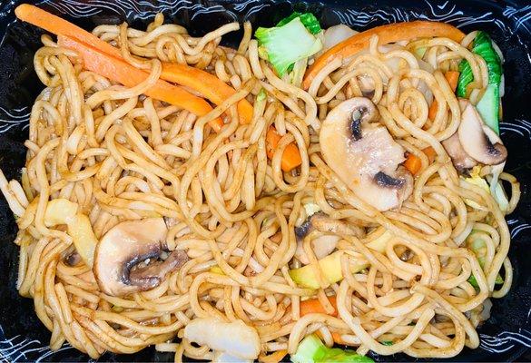 Hibachi noodles