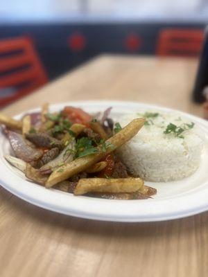 Lomo Saltado