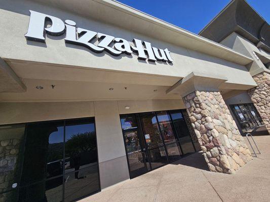 Pizza Hut