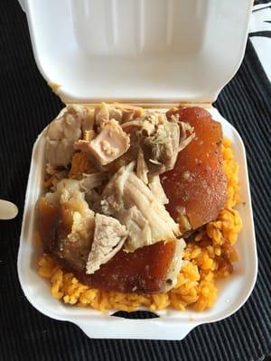 Arroz habiichuelas y carne (pernil) -$4 :)