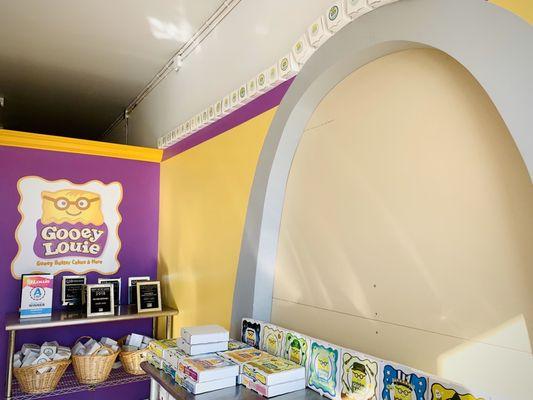 Inside Gooey Louies