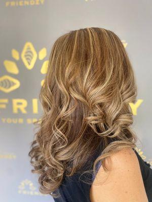 Friendzy Salon & Spa