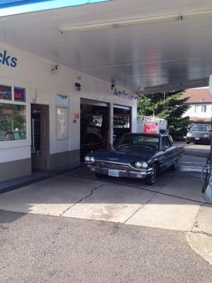 1965 T Bird converted to fuel injection among many other upgrades. All at Noble Auto & Tire chevron of Cascade Locks OR