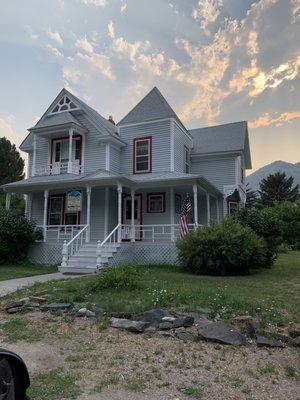 Greyhouse Inn Bed & Breakfast