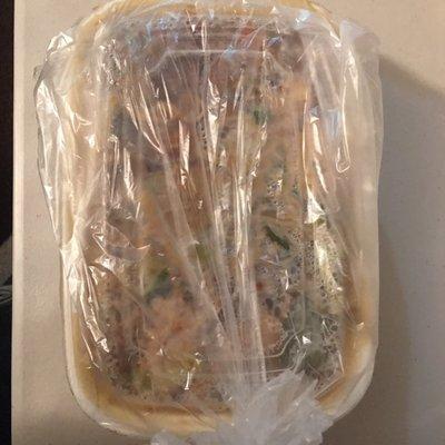 I really appreciated this Lo Mein Combo dish being put in a plastic bag to prevent a mess.