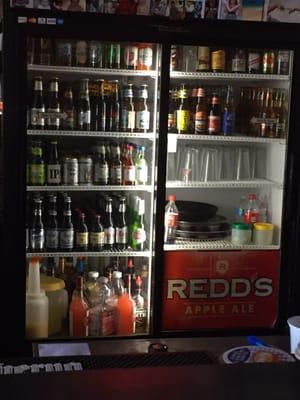 Always a fully stocked cooler, friendly down to earth staff, good music, good people, good atmosphere, and GOOD TIMES!