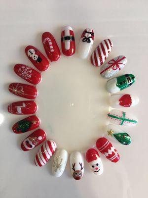 Holiday nail