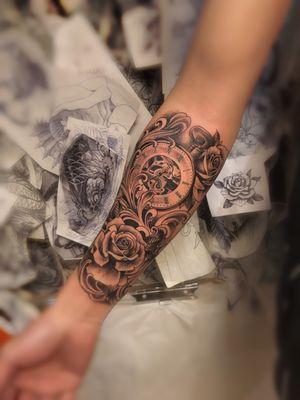 #clocktattoo#rosetattoo 玫瑰时钟黄金搭档.！