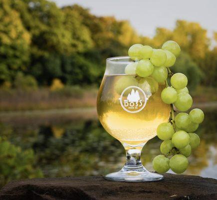 White Grape Hard Cider - "It's in the hole! It's in the hole!" - Greens Keeper Carl