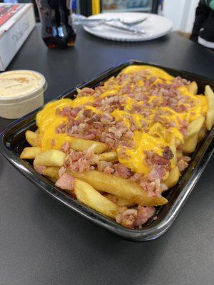 Bacon cheese fries