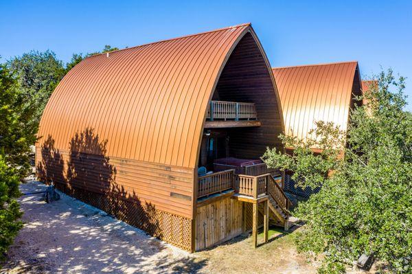 Lakeview Cabins. Hotels With Jacuzzi In Room.