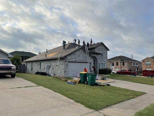 Roofing work with full crew - done by noon same day.