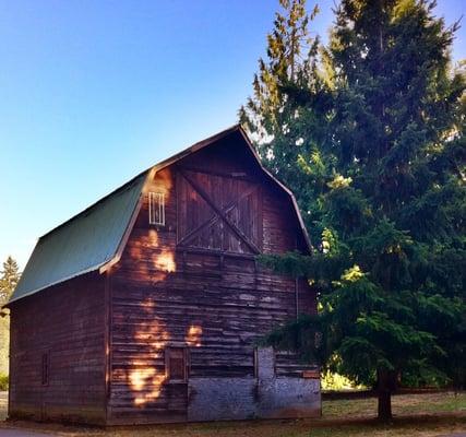 Not the boat house.  Just an old barn.