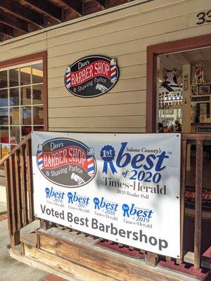 Dave's Barber Shop & Shaving Parlor