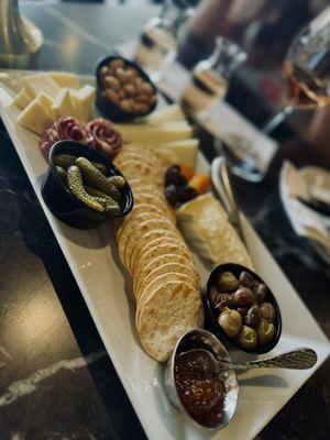 Cheese & charcuterie pre-made board