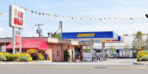 Fred's Car Wash & Sunoco Gasoline