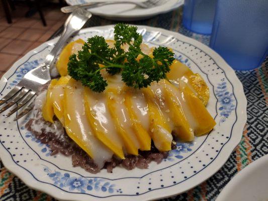 Mango and Purple sticky sweet rice