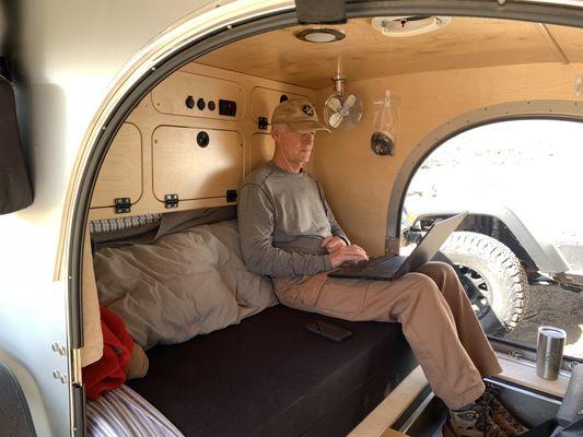 6ft 2' Mike sits well in 'couch' mode