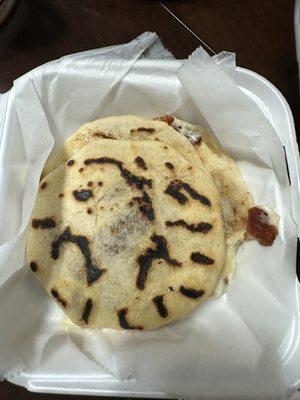 Pupusa de Frijole y Queso / Bean & Cheese Pupusas