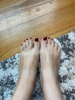 My gel pedi looks fantastic!