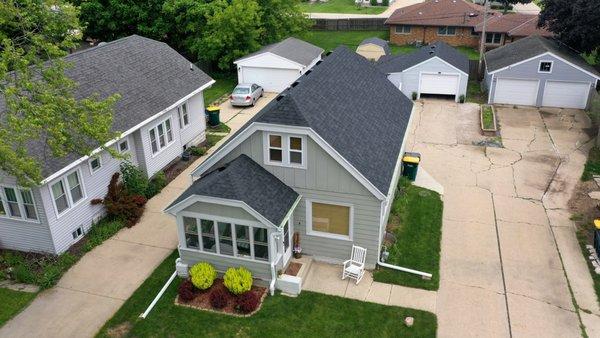 Oak Creek, Wisconsin
Roof