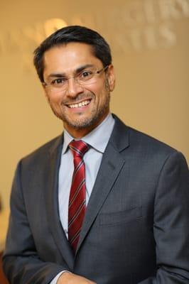 Dr. Kavi Sachar