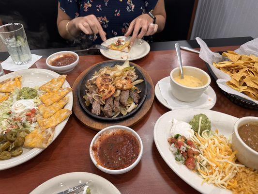 Queso,Trio Fajitas, & Bean & Cheese Nachos