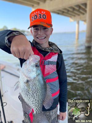 @BigCrappie.com @DallasFishingCharters.com @903Fishing.com #Crappie #WhiteBass #FishingGuide #CedarCreekLake #Texas #9032885798