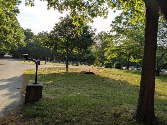 Mount Feake Cemetery, Waltham