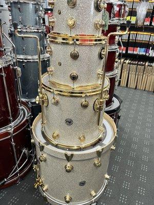 Gorgeous DW kit!