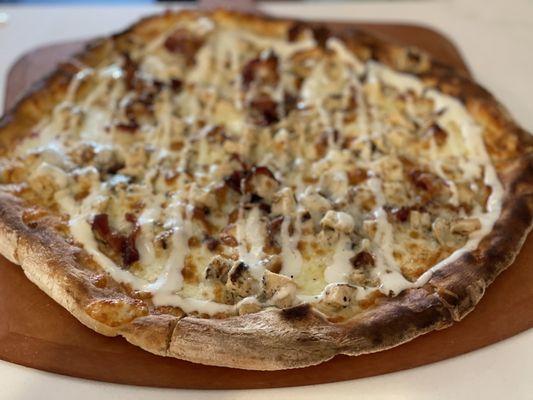 Chicken Bacon ranch pizza