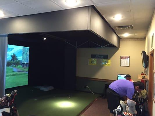 Indoor Golf! Play 18 holes for $20!