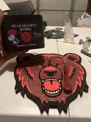 After buying the puffco pro, Salah just wanted to take more of my money and showed me his bear quartz display.