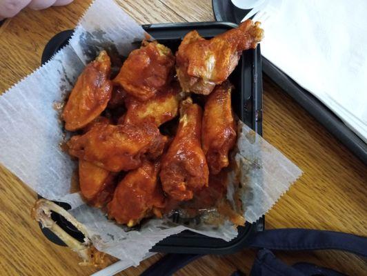 10 Buffalo Wing Dinner