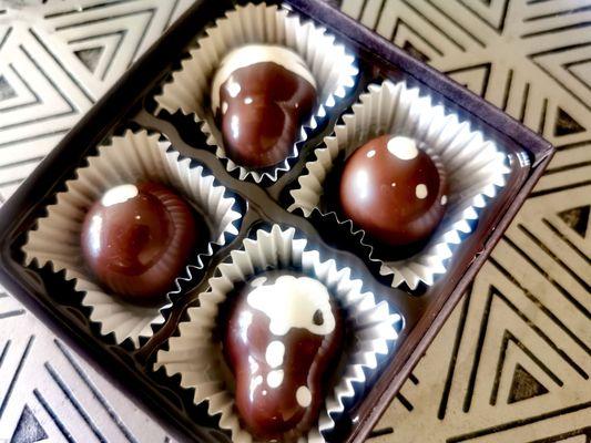 Crafted for the International Chocolate Awards, this is StoneGrindz' Black Sesame & Miso Caramels. Limited availability!