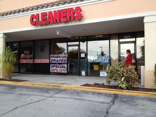 Scott's Custom Cleaners