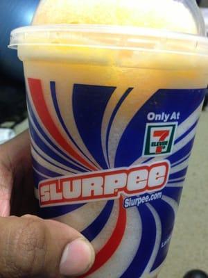 Mango & piña cola #slurpee.