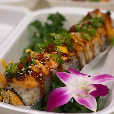 Baked salmon roll