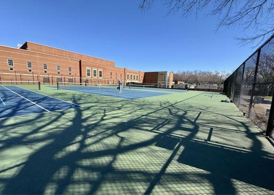 Tennis/Pickleball Courts