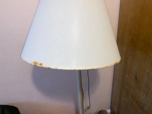 Dirty lamp