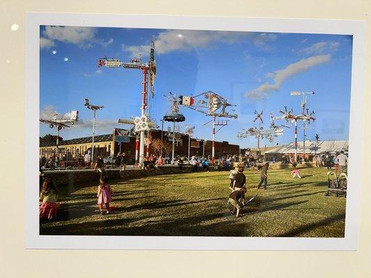 Photo that shows an exhibit of sculptures. The museum owns some.