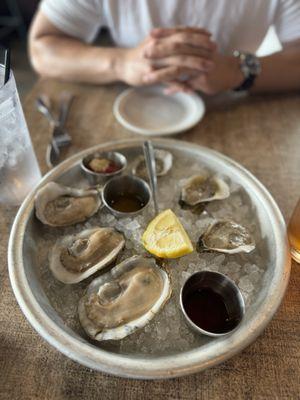 Half dozen raw oysters