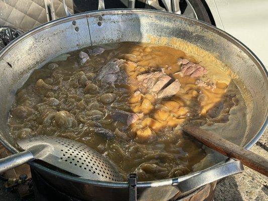 What a beautiful sight! That cazuela is constantly bubbling.