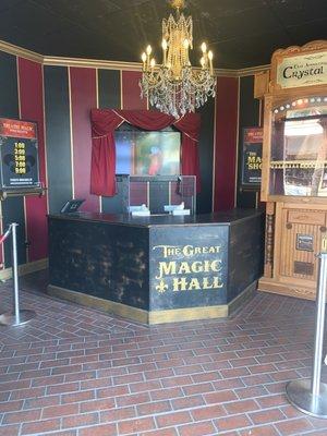 Wizardz Magic Theater  Magic Show