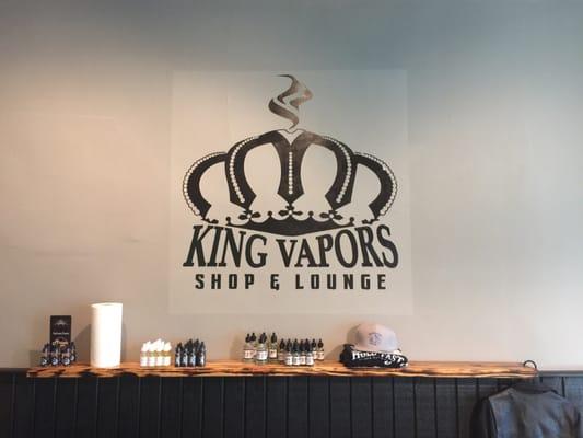 King Vapors Shop and Lounge