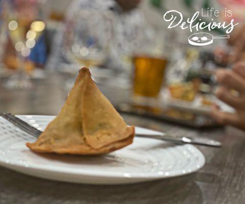 Samosa for an appetizer is PERFECTION.